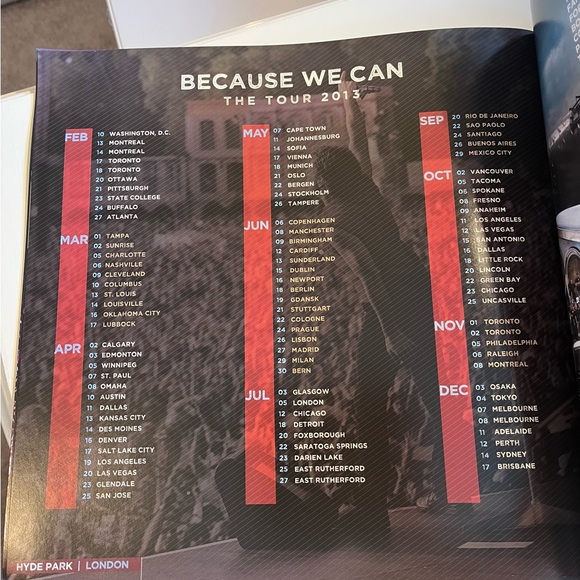 🎸2013 Original Bon Jovi “Because We Can” Concert Tour Program.🎸 - Picture 7 of 11